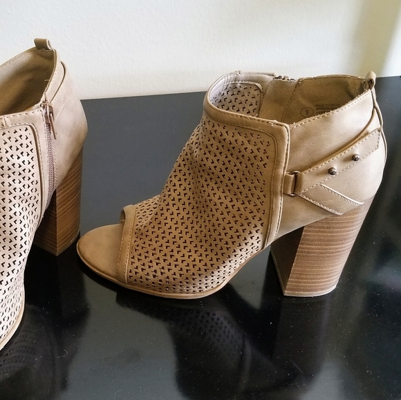 Multi-item Sale - Picture 2 of 16